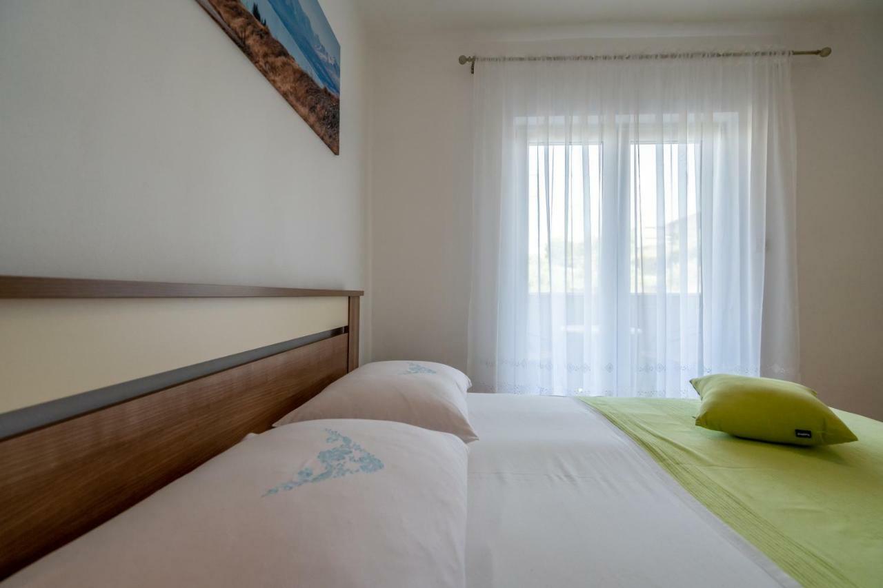 Apartment Matija Подстрана Экстерьер фото