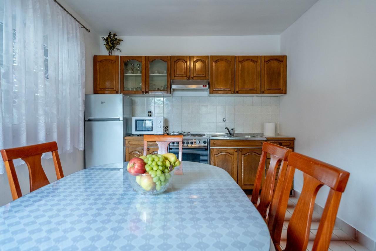 Apartment Matija Подстрана Экстерьер фото
