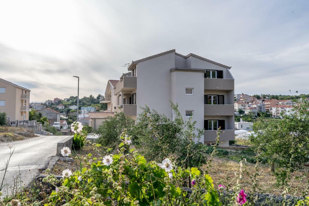 Apartment Matija Подстрана Экстерьер фото